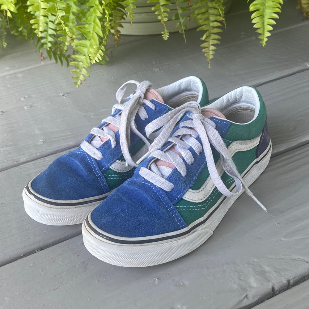 Kids’ blue and green Vans size 3